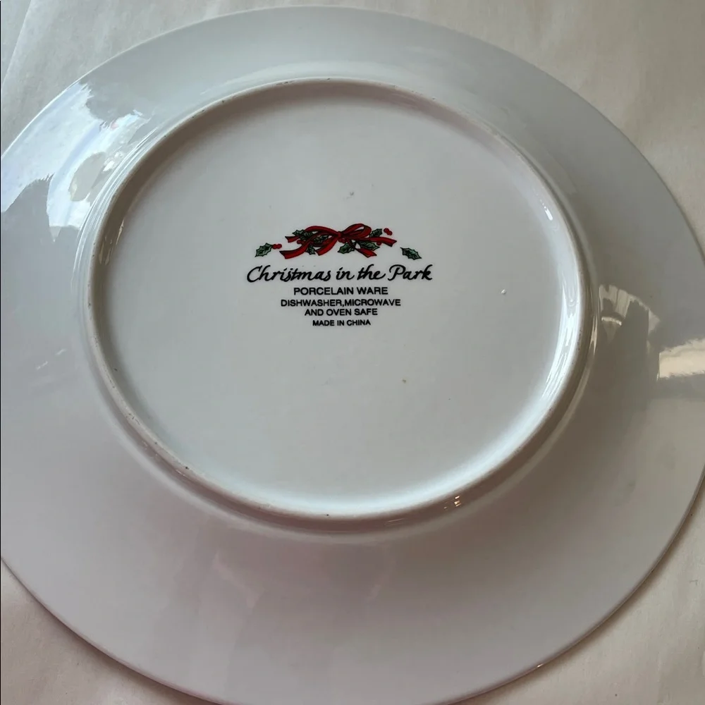China “Christmas In The Park” Porcelain Ware 11.5 ” Rimmed Dinner Plates – Set 2